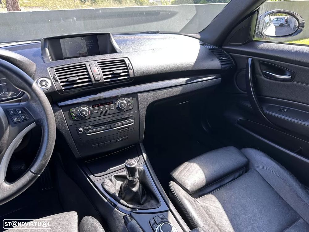 BMW 120 d Limited Edition Lifestyle c/ M Sport Pack - 33