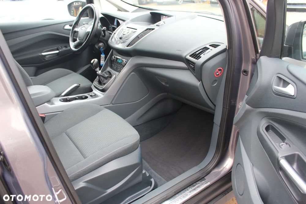 Ford Grand C-MAX 2.0 TDCi Titanium - 18