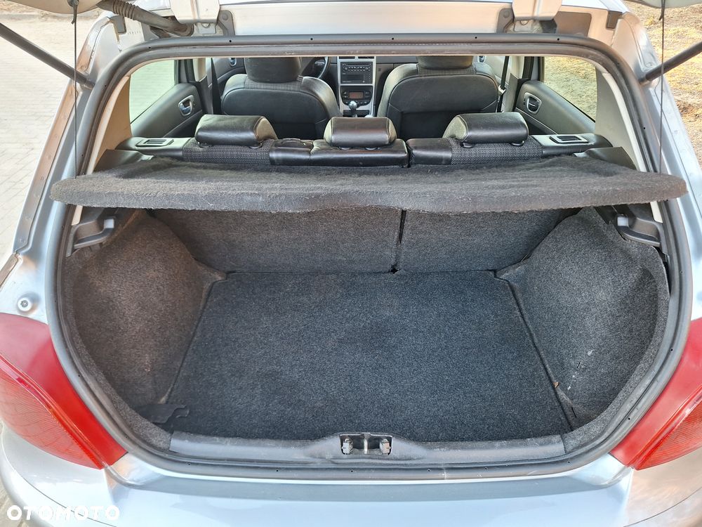 Peugeot 307 HDi 110 Sportline - 5