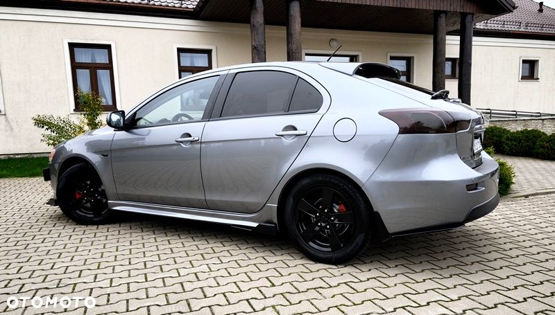 Mitsubishi Lancer - 23