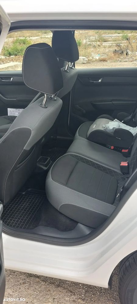 Skoda Fabia 1.0 TSI 95 CP Ambition - 9
