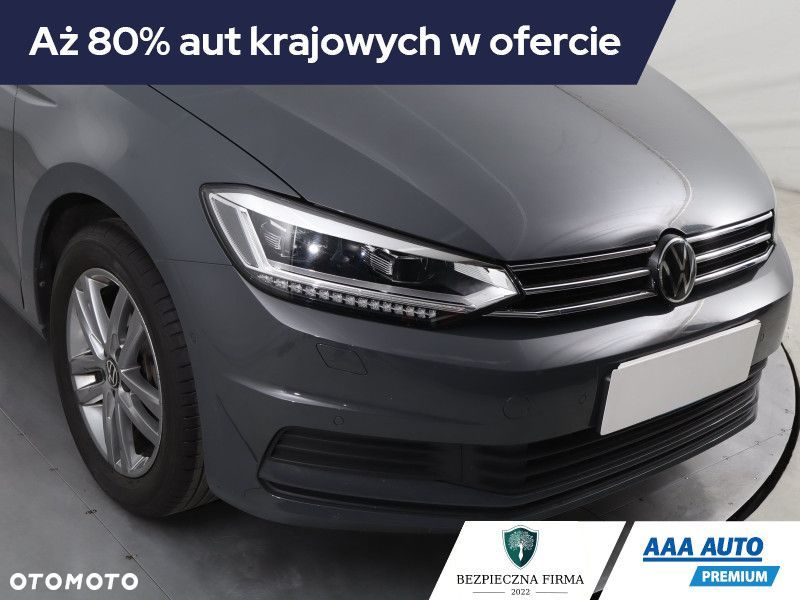 Volkswagen Touran - 23