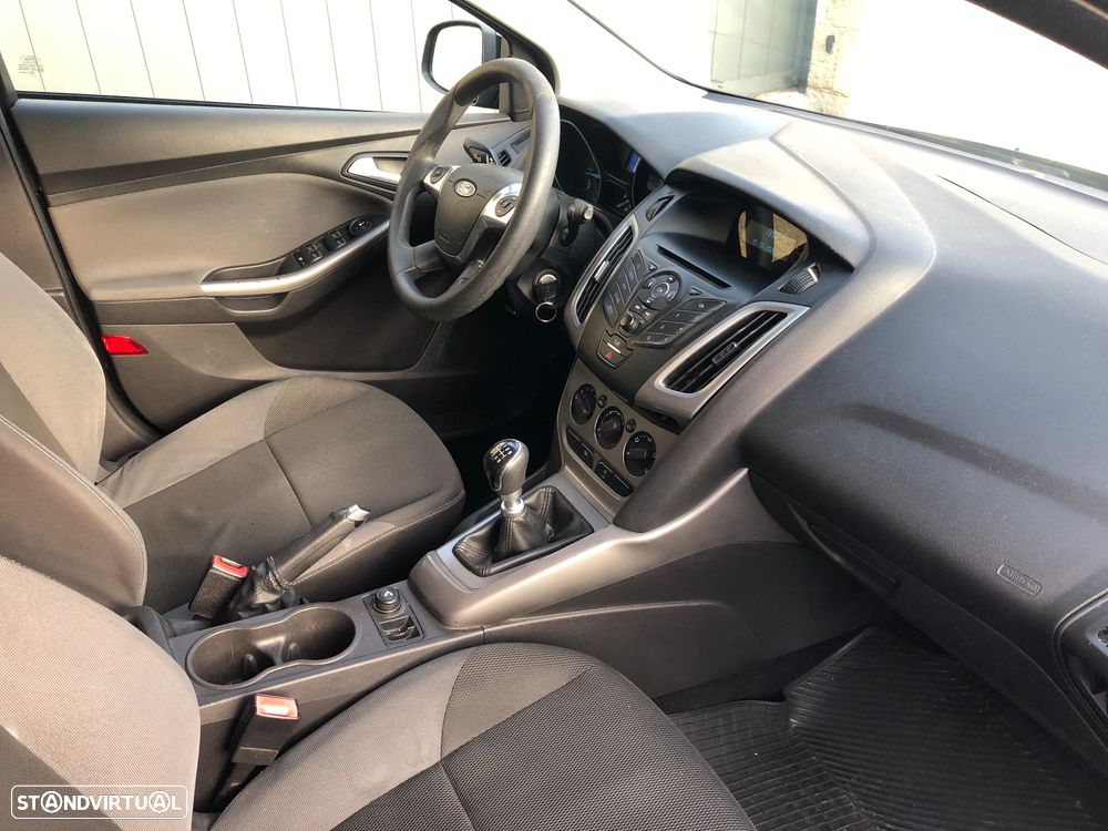 Ford Focus SW 1.6 TDCi Titanium - 4