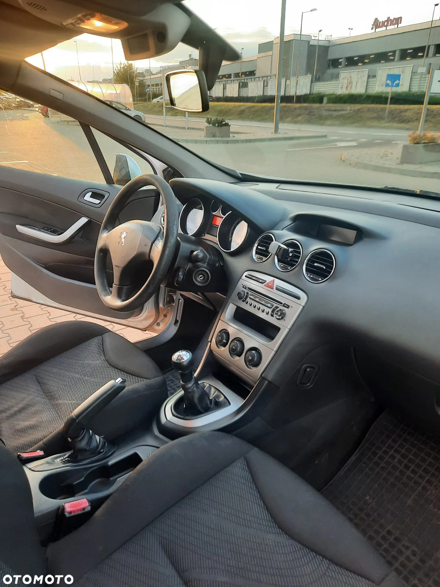Peugeot 308 1.6 HDi Trendy - 10