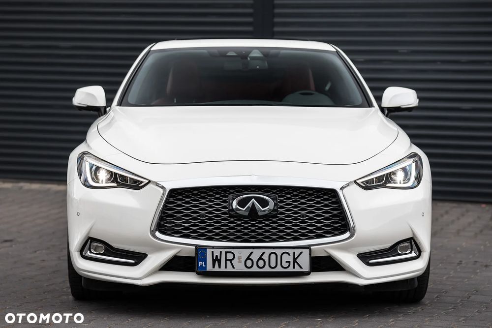 Infiniti Q60 2.0t Sport Tech - 5