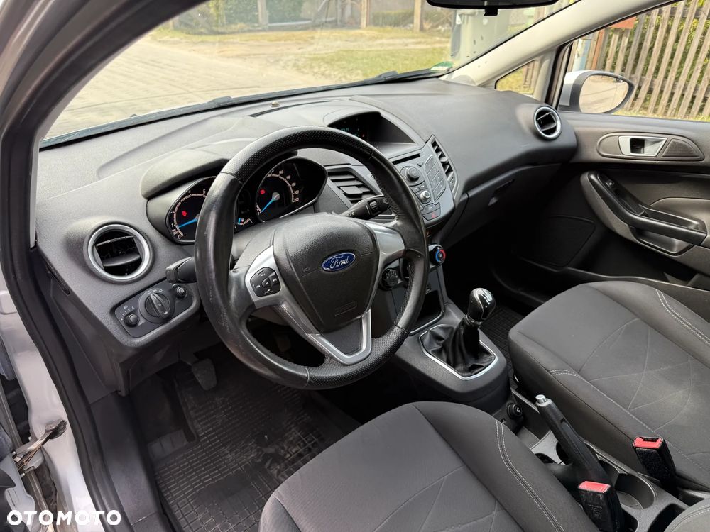 Ford Fiesta 1.25 Celebration - 9