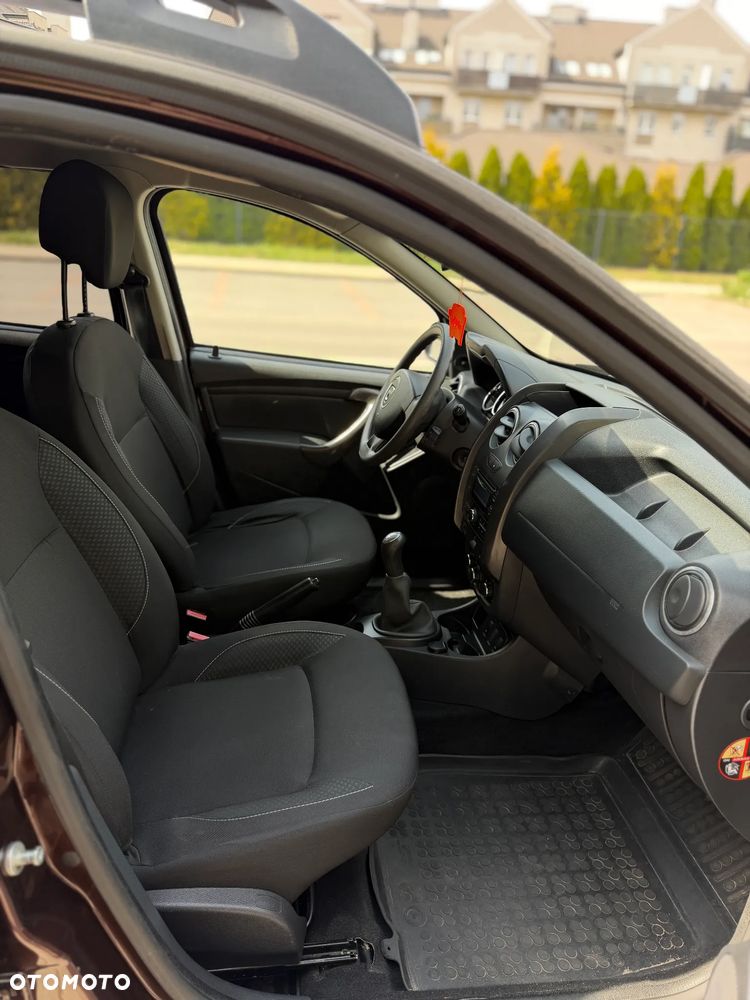 Dacia Duster 1.6 SCe Outdoor S&S - 11
