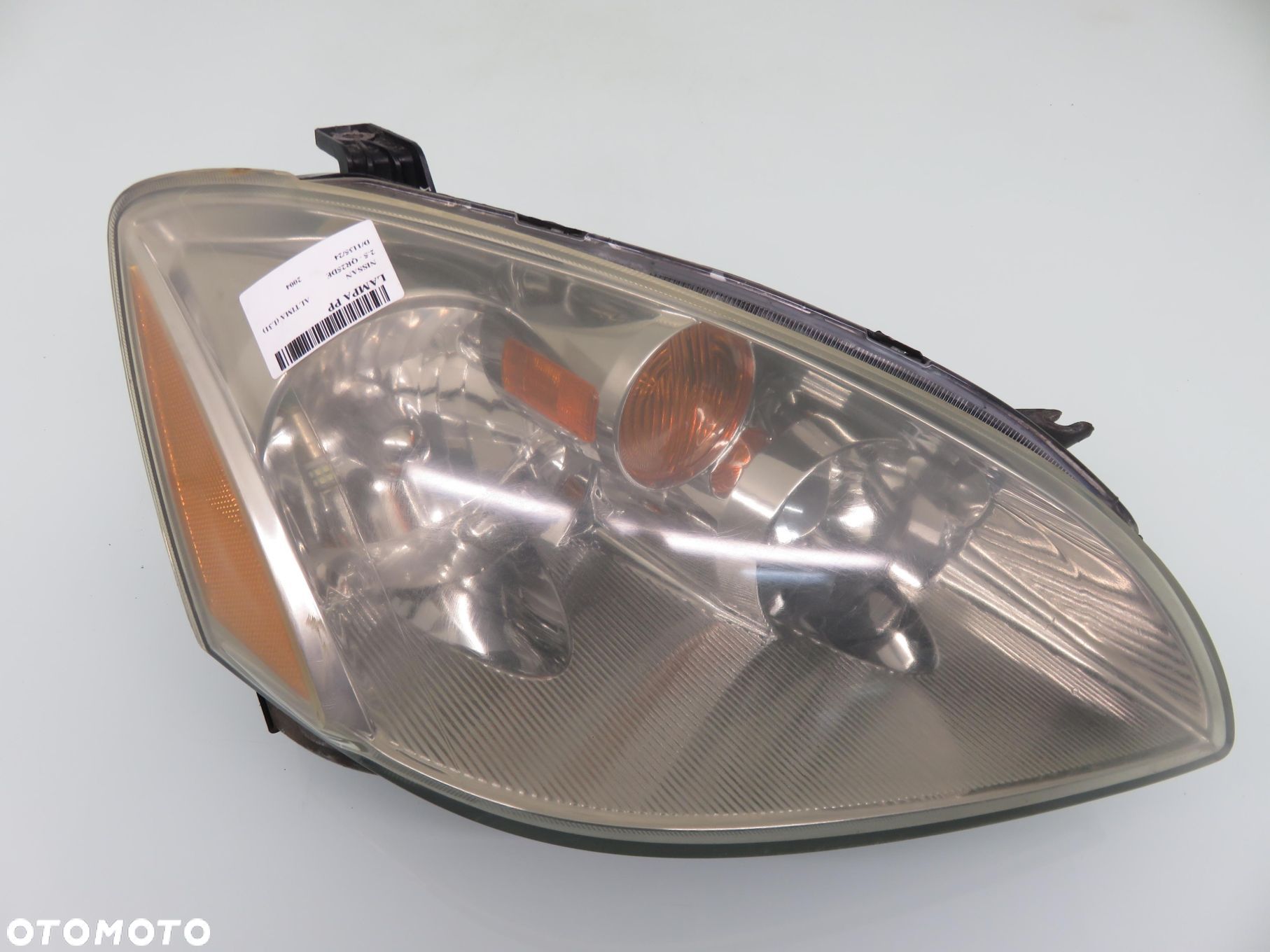 LAMPA PRAWA PRZEDNIA NISSAN ALTIMA L31 - 1