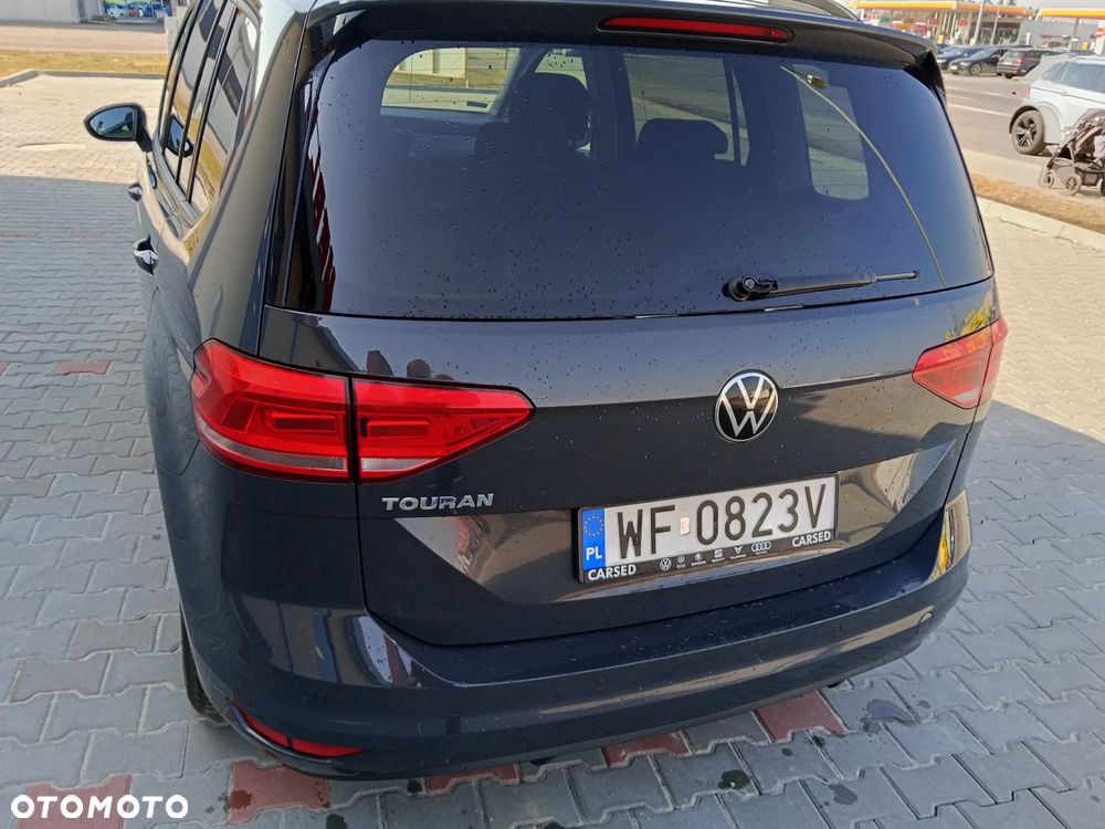 Volkswagen Touran - 9