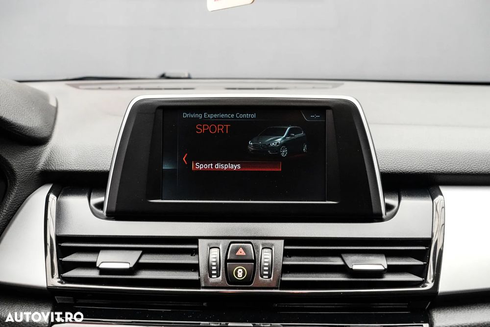 BMW Seria 2 216d Sport Line - 20