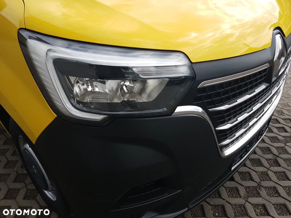 Renault MASTER KONTENER 8EP 4,21x2,23x2,22 KLIMA MANUAL  6-BIEGÓW KRAJOWY DMC 3500KG - 33