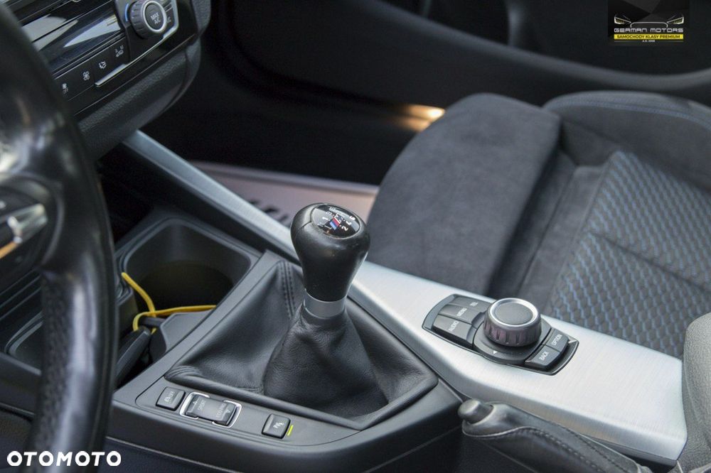 BMW Seria 1 118i M Sport - 24