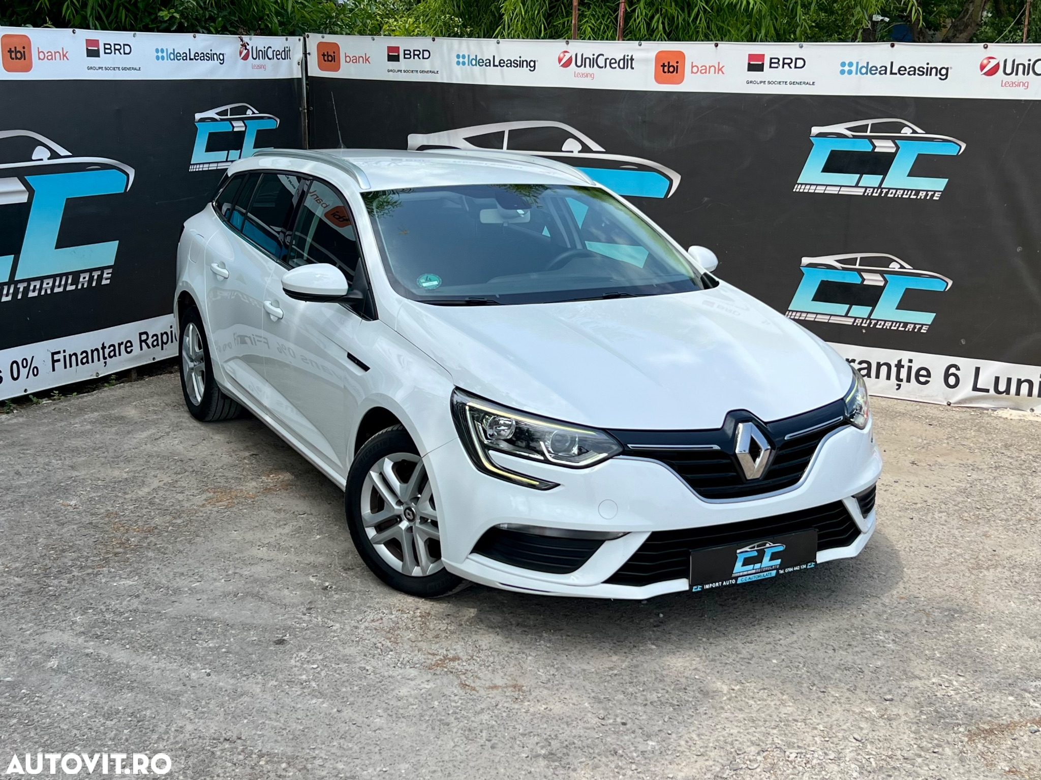 Renault Megane Grandtour TCe 115 GPF LIMITED - 24