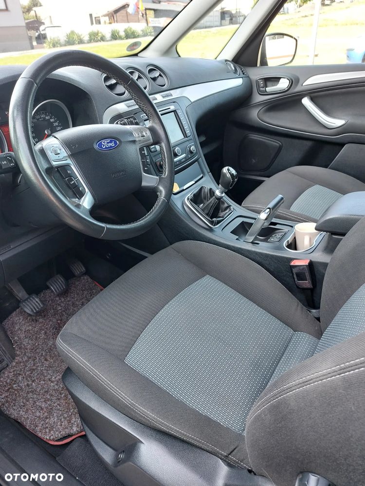 Ford Galaxy 2.0 TDCi Titanium - 15