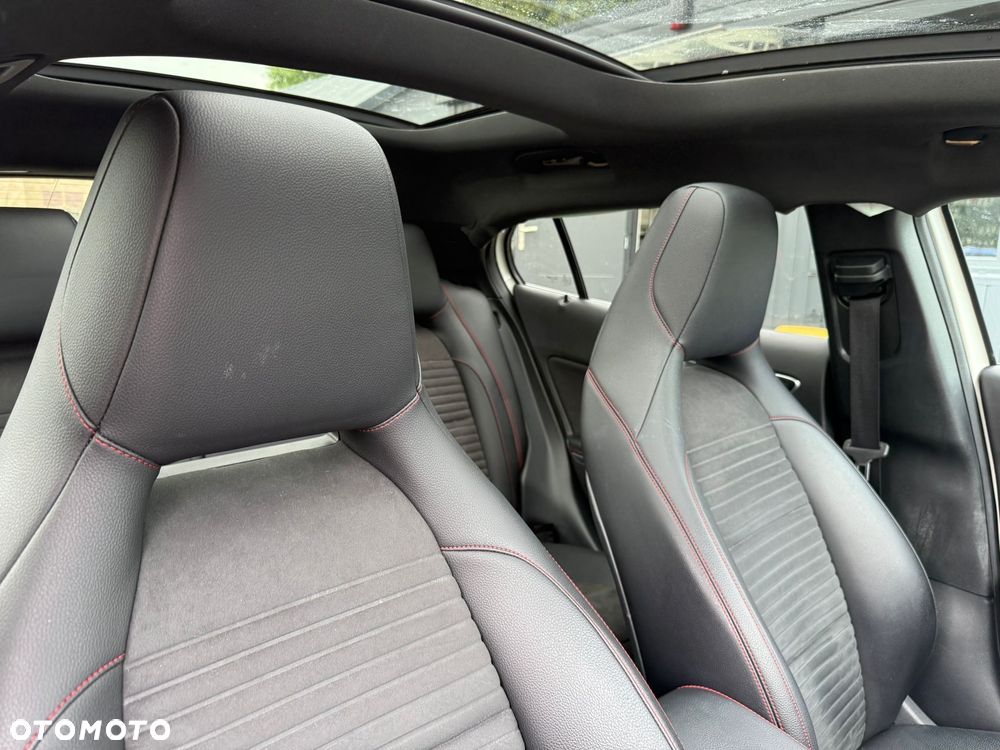 Mercedes-Benz GLA 250 7G-DCT AMG Line - 25