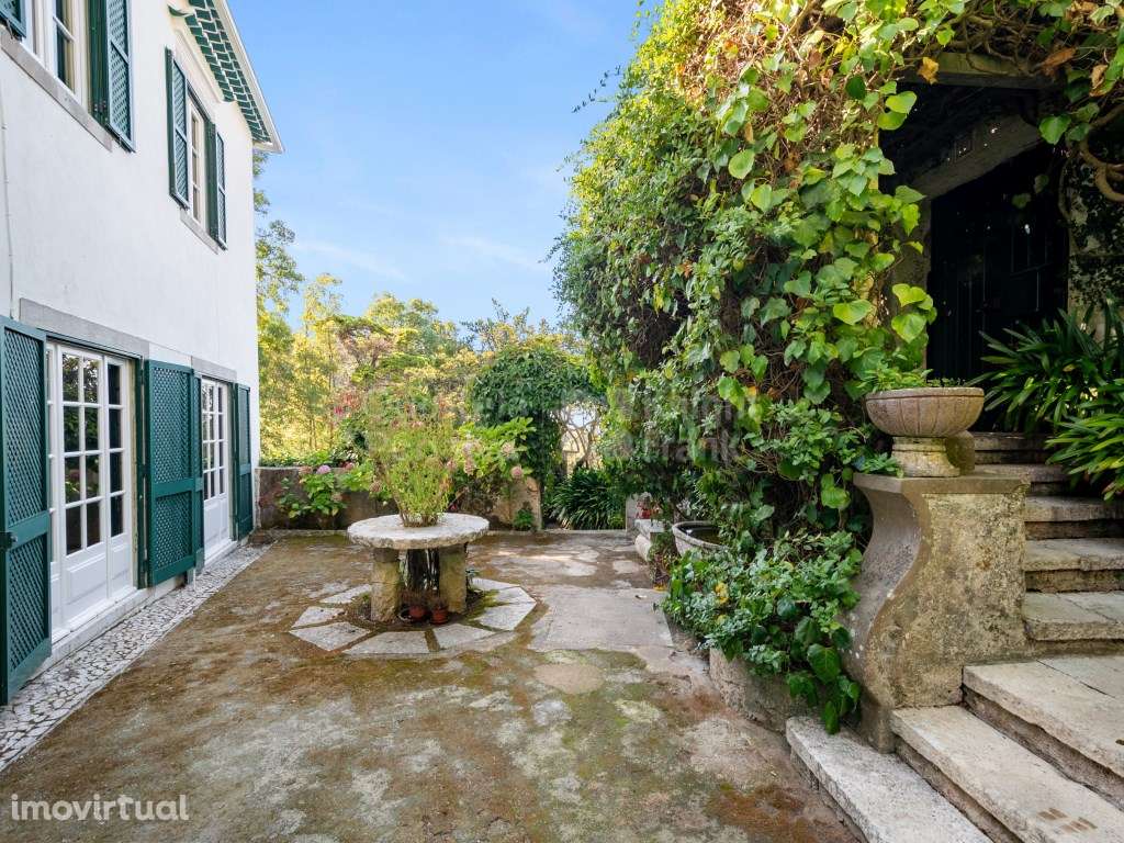 Moradia independente T5 com vista mar, jardim e piscina em Sintra - Grande imagem: 3/32
