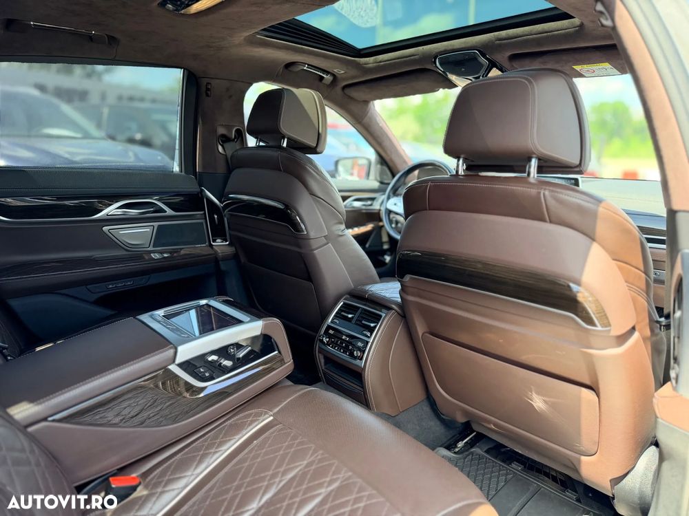BMW Seria 7 740d xDrive - 13
