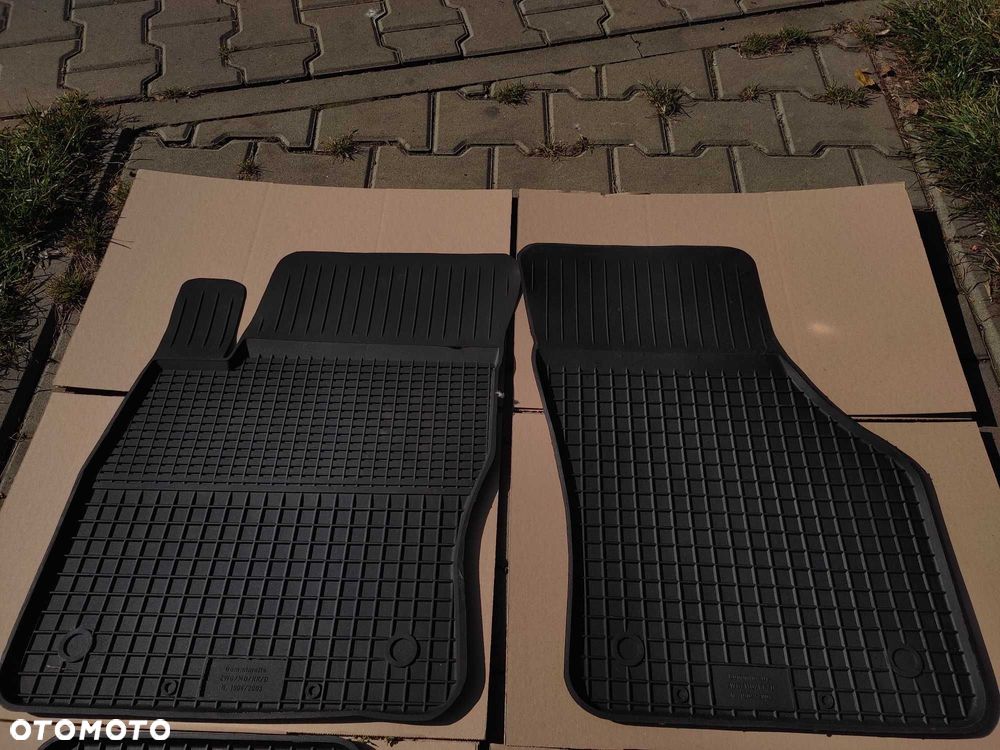 SEAT LEON 3 III PRZÓD NOWE Dywaniki gumowe dopasowane korytka korytko - 1