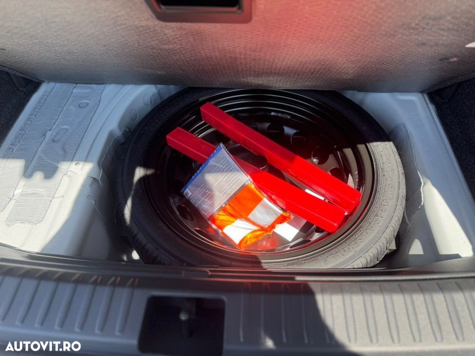 Seat Arona - 8
