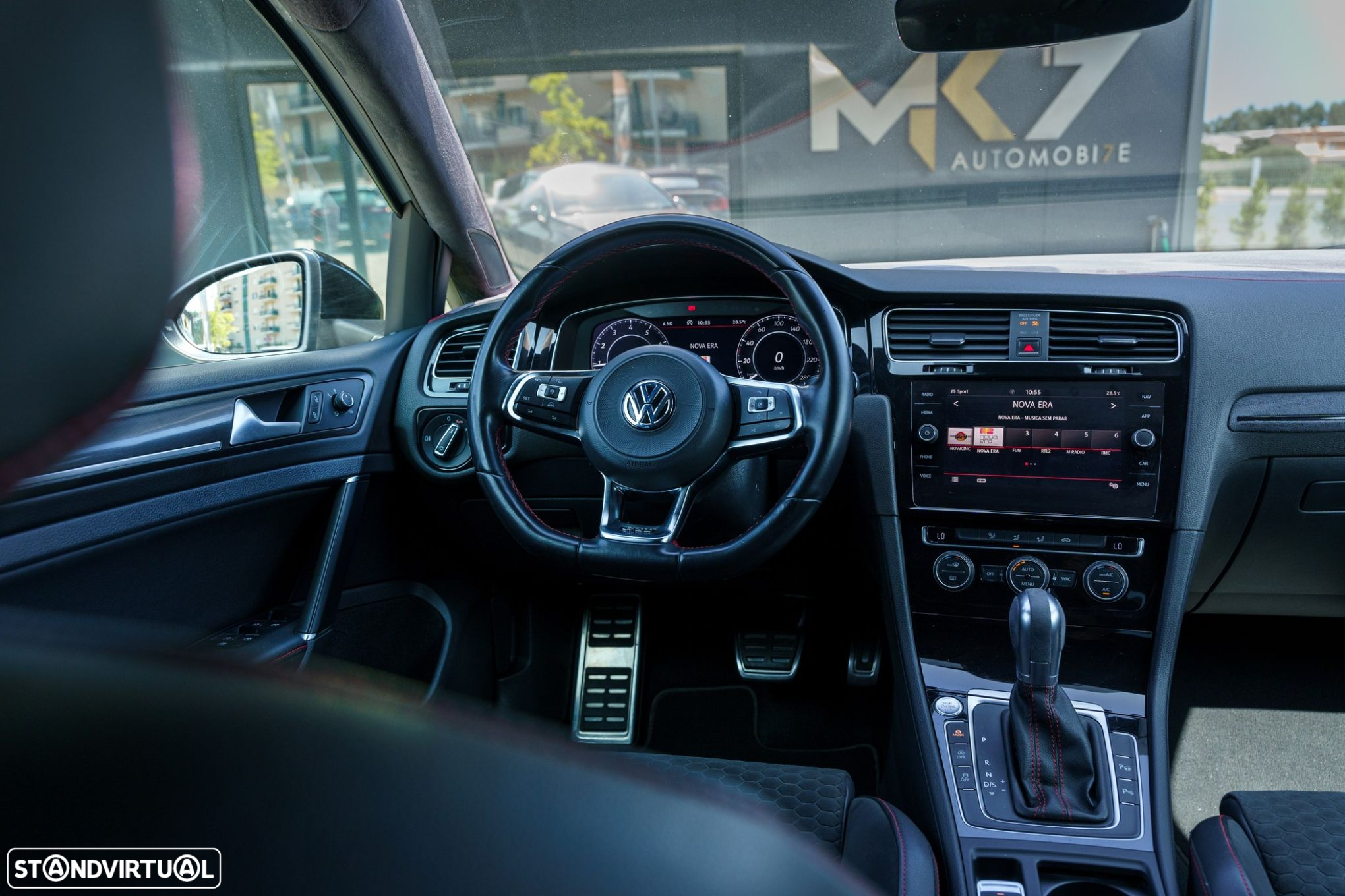 VW Golf 2.0 TSI GTI DSG Performance - 11