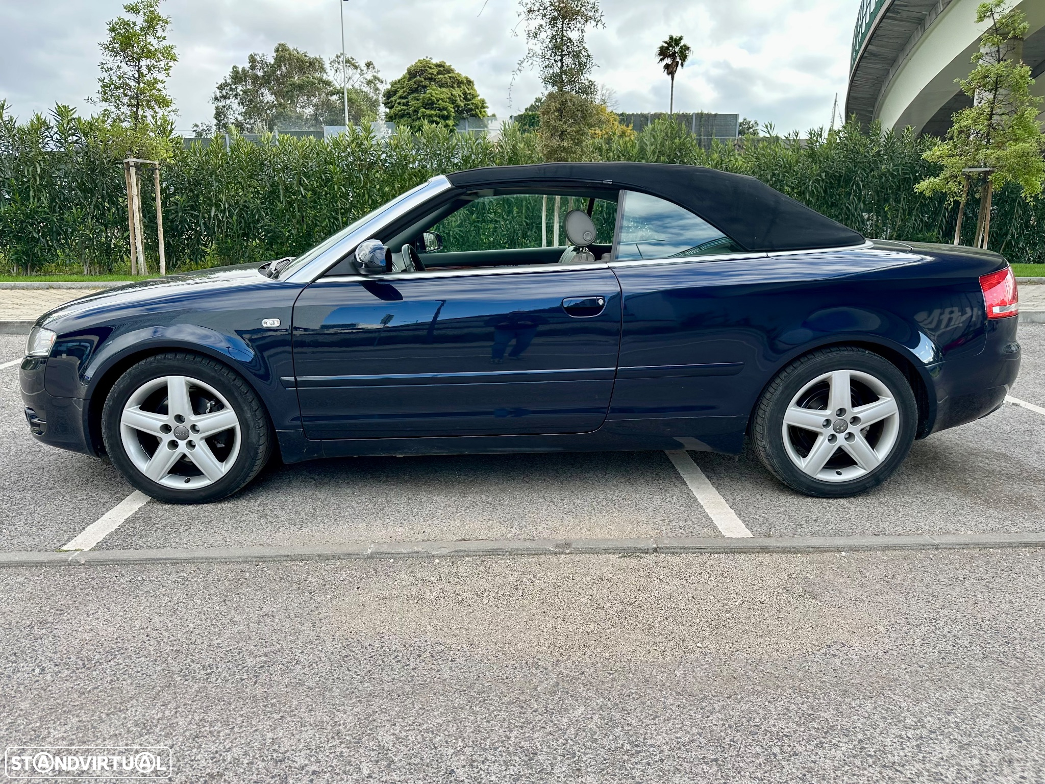 Audi A4 Cabrio 2.0 TDi Exclusive - 16