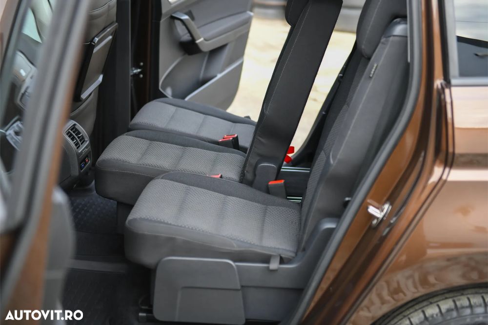 Volkswagen Touran - 31