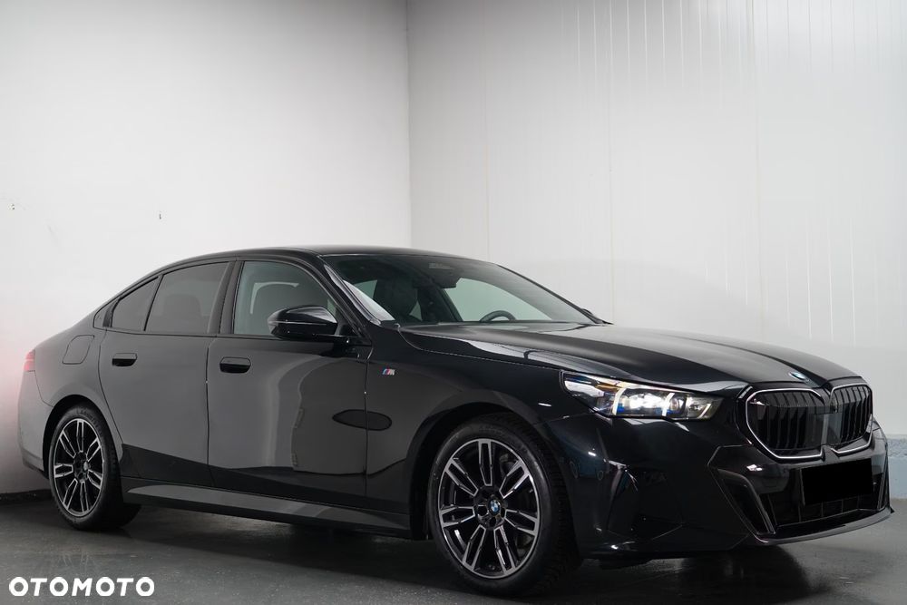 BMW 520D 2025 photo 2