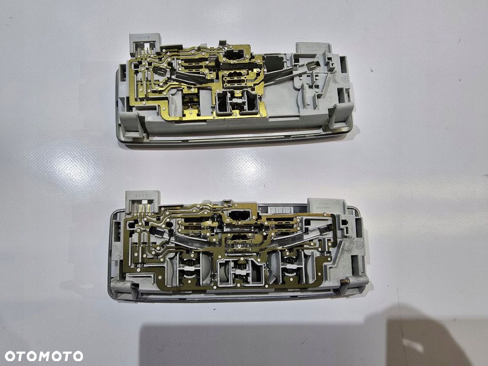lampki oświetlenia kabiny renault laguna iii 264300003r 264300005r - 3