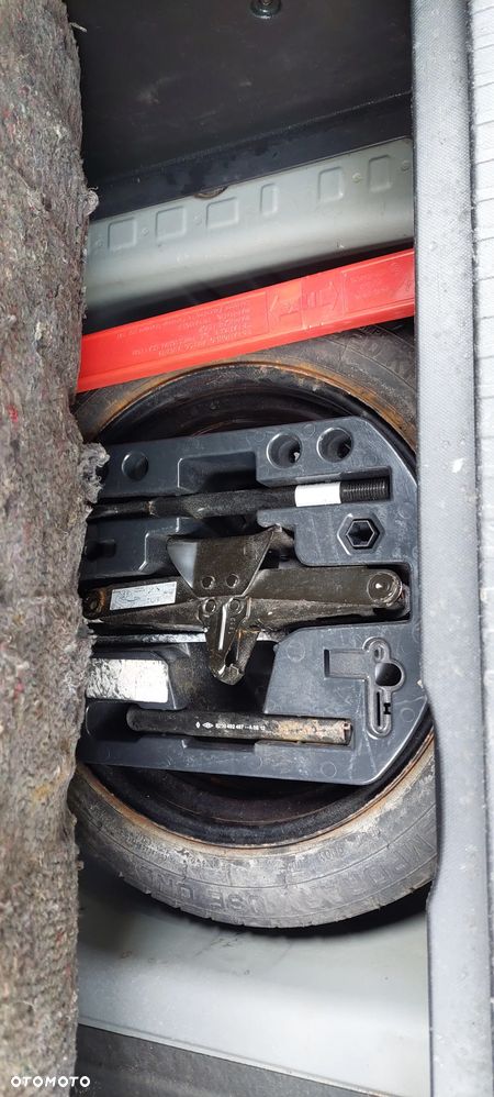 Renault Captur 1.5 dCi Energy Intens - 18