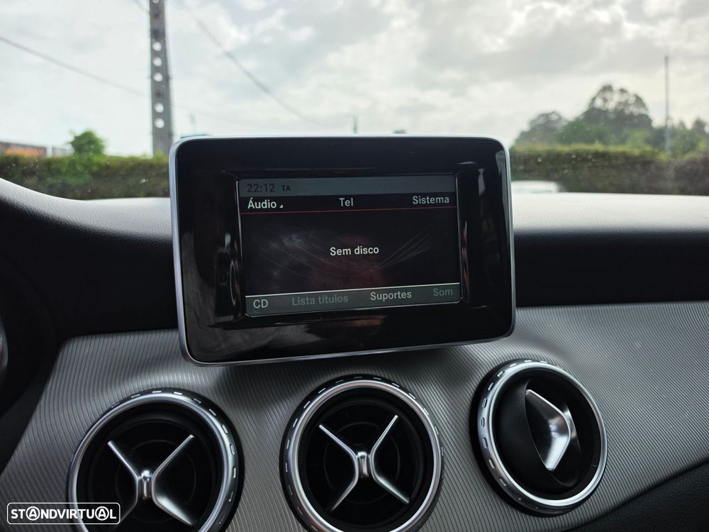 Mercedes-Benz GLA 200 CDI Urban Aut. - 34