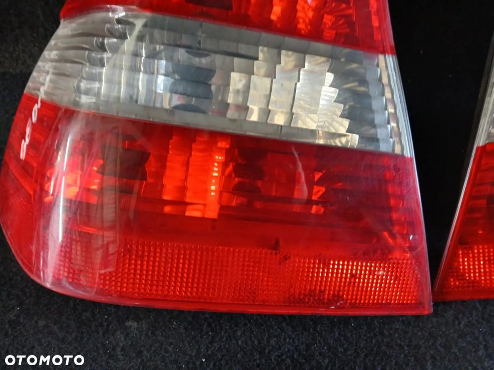 BMW E46 Lift sedan lampa tylna lewa BRAK WKŁADÓW - 2