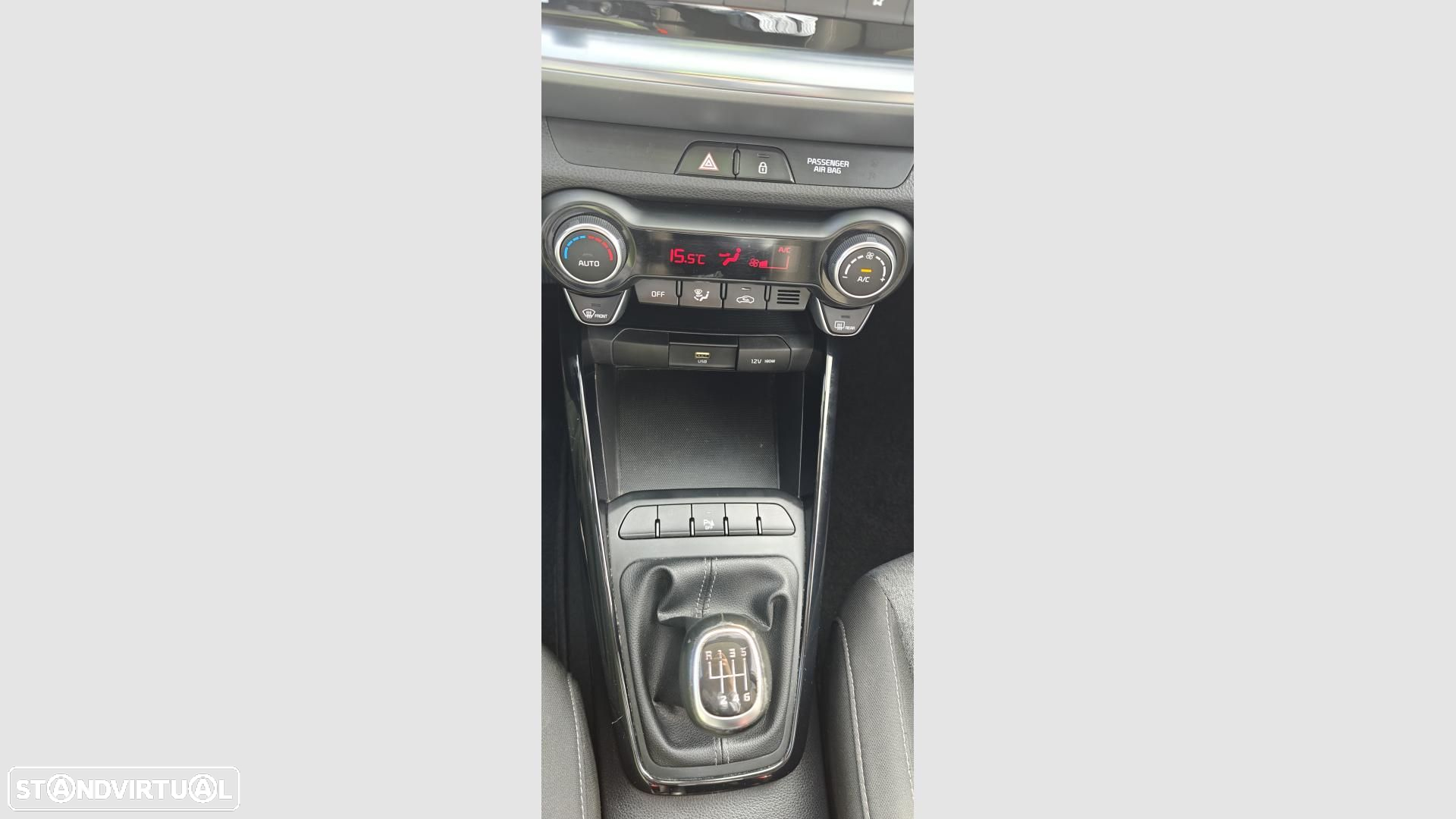 Kia Stonic 1.0 T-GDI Wave - 17
