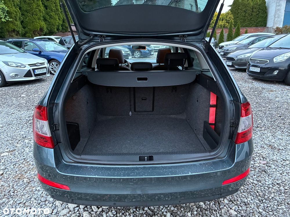 Skoda Octavia 1.6 TDI (Green tec) Active - 11