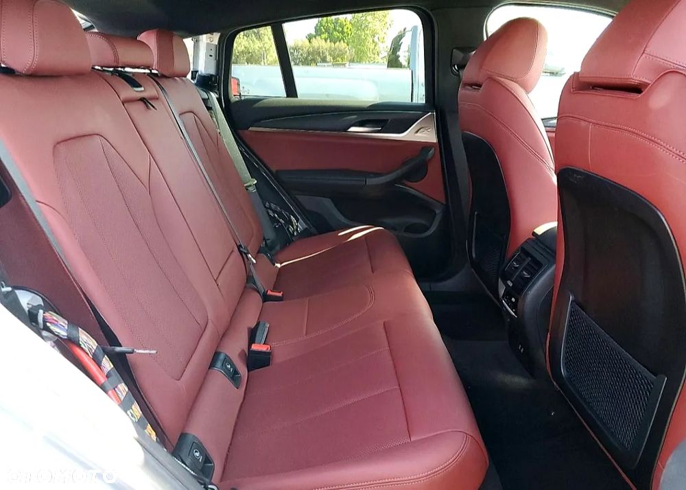 BMW X4 - 8