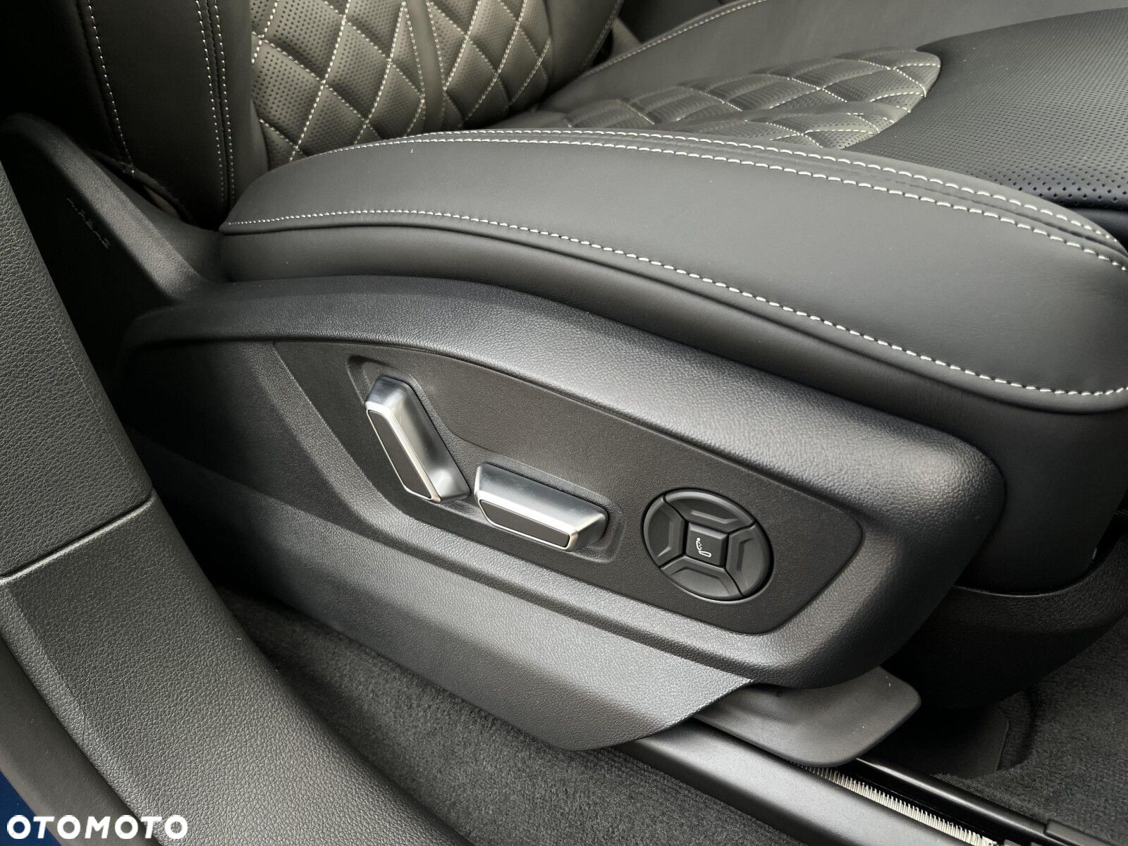 Audi Q8 - 31