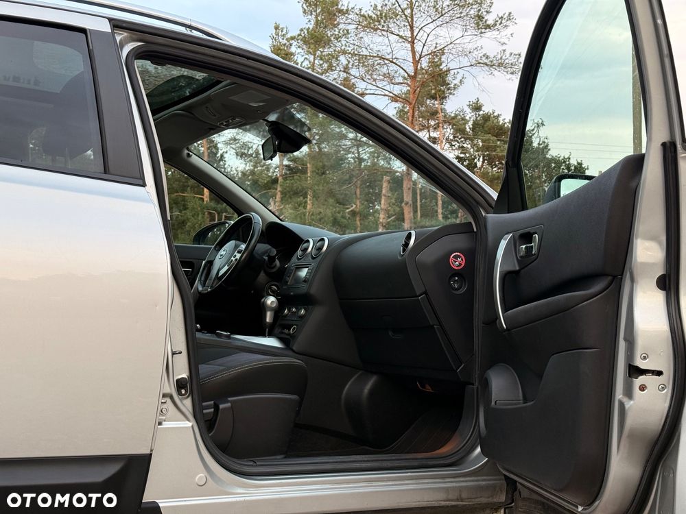 Nissan Qashqai 2.0 dCi 4x4 360 EU5 - 6