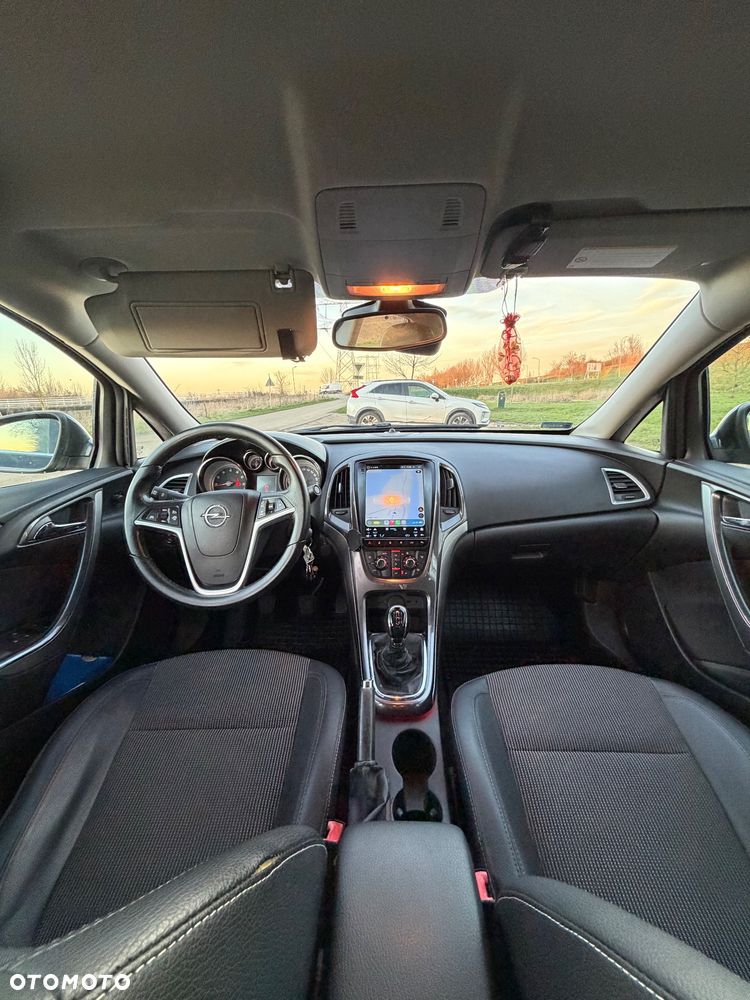 Opel Astra 1.4 T Executive - 1