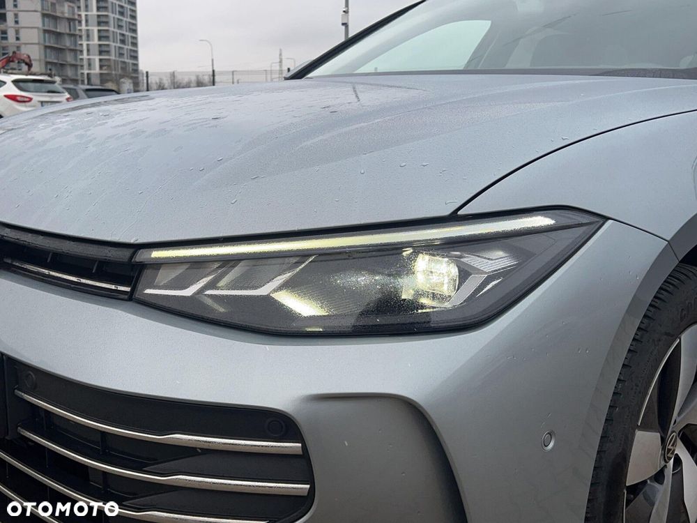 Volkswagen Passat - 36