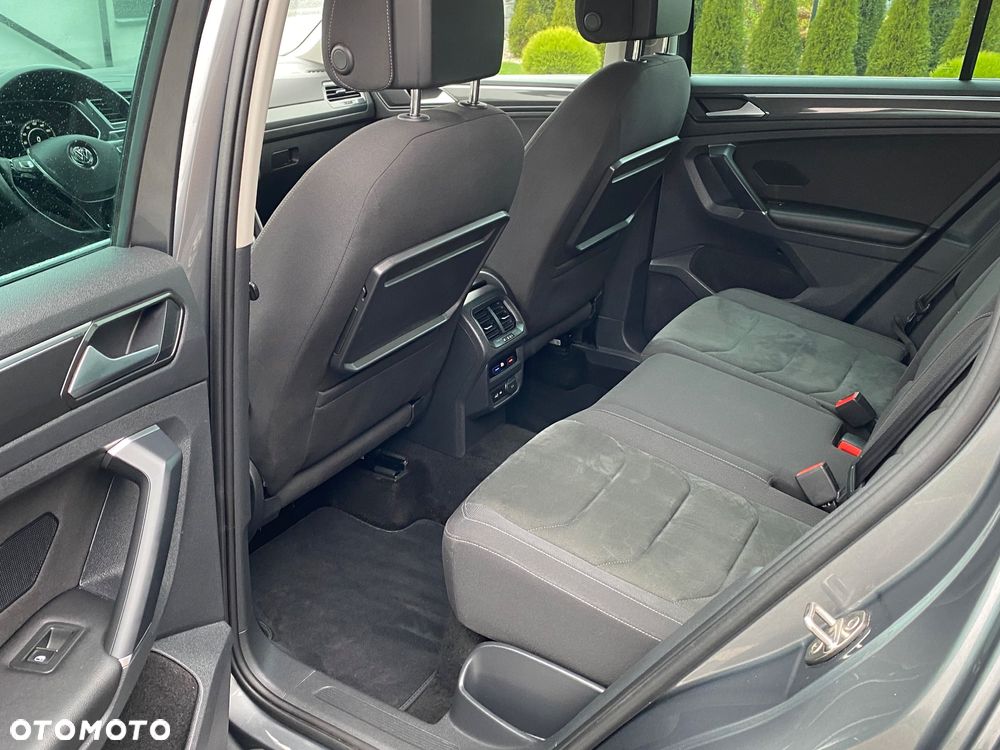 Volkswagen Tiguan ver-2-0-tsi-4motion-bluemotion-technology-dsg-highline - 26