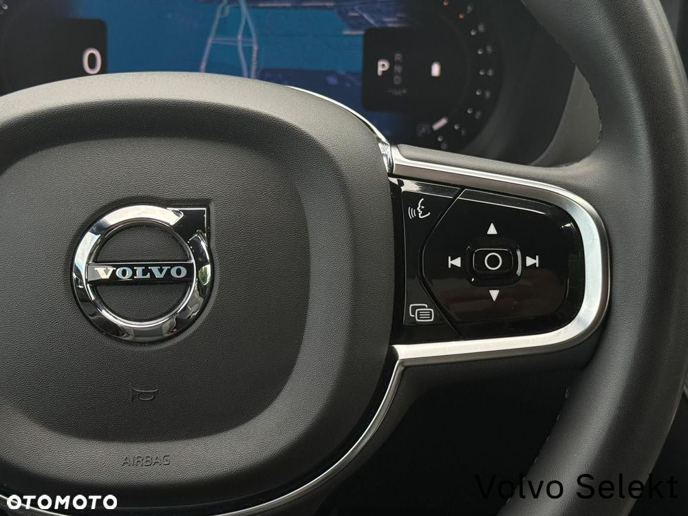 Volvo XC 60 B4 B R-Design - 16