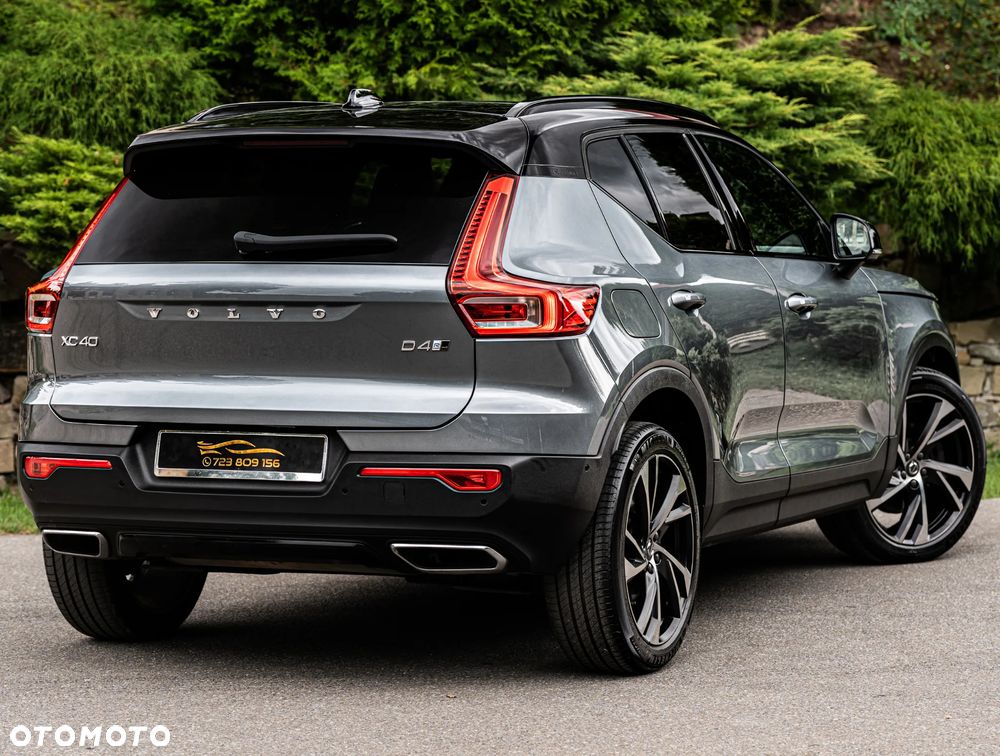 Volvo XC 40 D4 AWD R-Design - 4