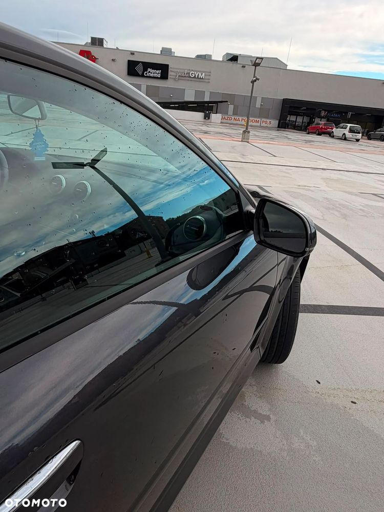 Audi A3 3-drzwiowe 1.6 TDI DPF Ambiente - 6