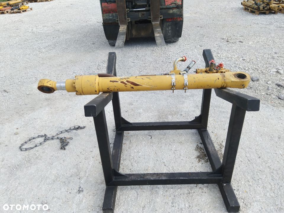 Siłownik Cat Caterpillar 320 315 316 322 323 330 M312 311 312E 318 [D-155 S-60/70 T-70] - 1