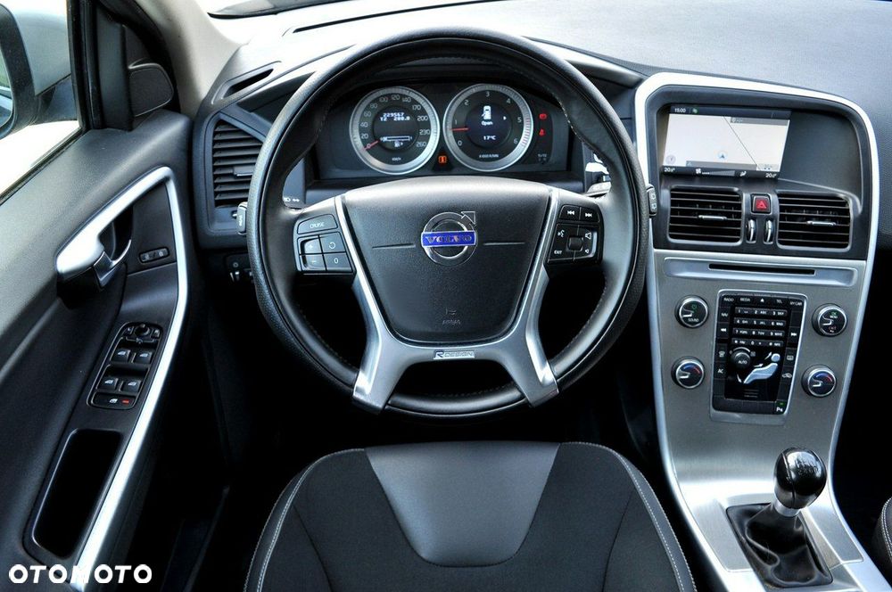 Volvo XC 60 D3 R-Design - 13
