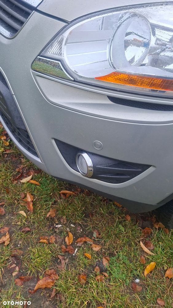 Ford Kuga - 27