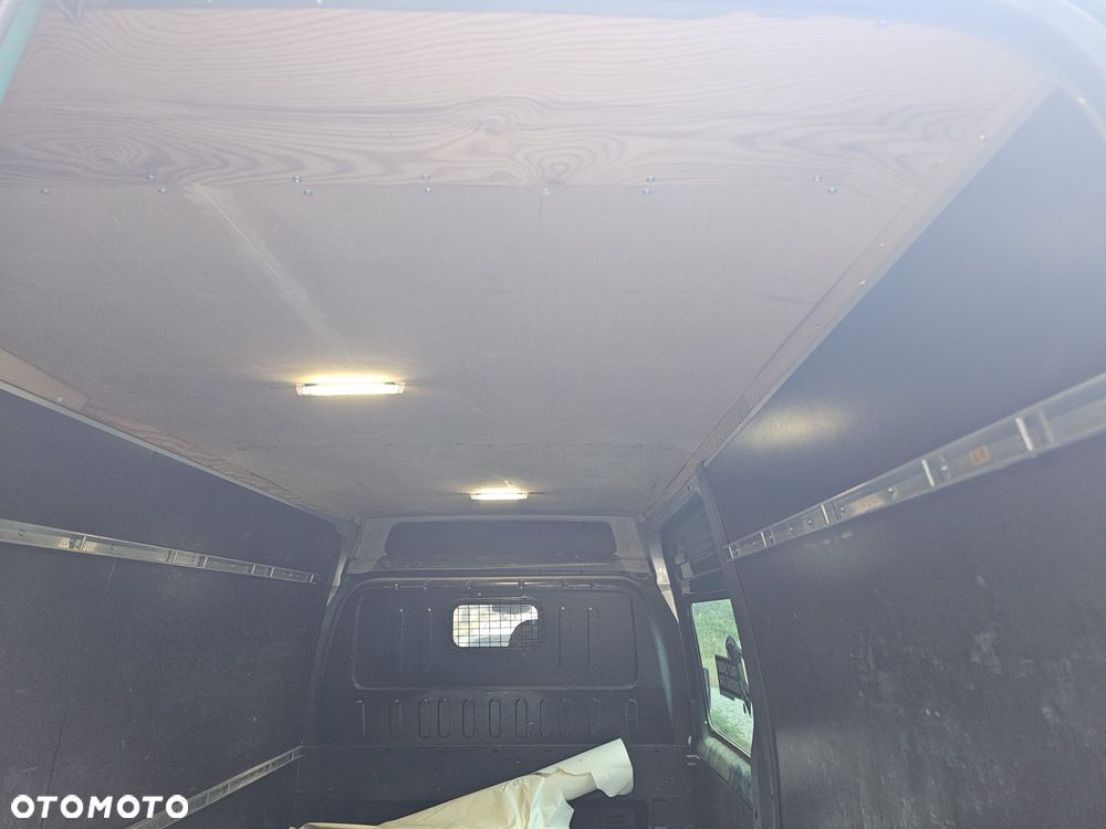 Ford Transit - 6