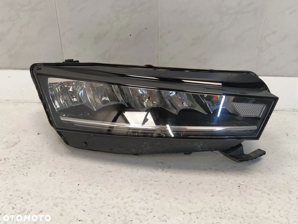 SKODA OCTAVIA IV 4 LAMPA REFLEKTOR PRAWA PRZÓD PRZEDNIA FULL LED / CRYSTAL LIGHTING ORYGINAŁ - 2