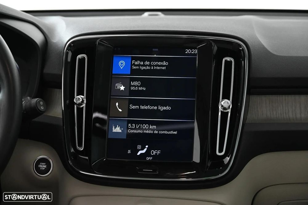 Volvo XC 40 2.0 D3 - 22