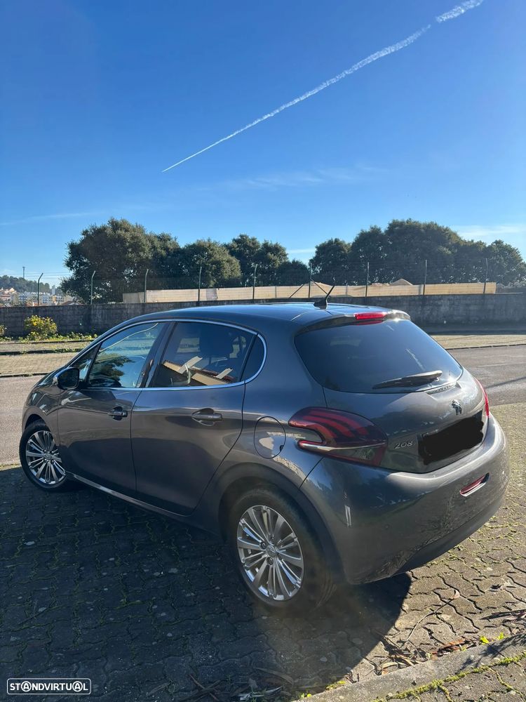 Peugeot 208 PureTech 82 Start & Stop Allure - 2