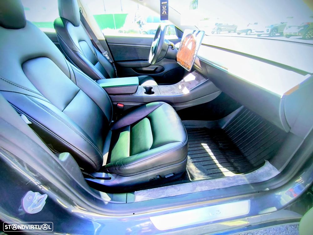 Tesla Model 3 Standard Range Plus RWD - 18